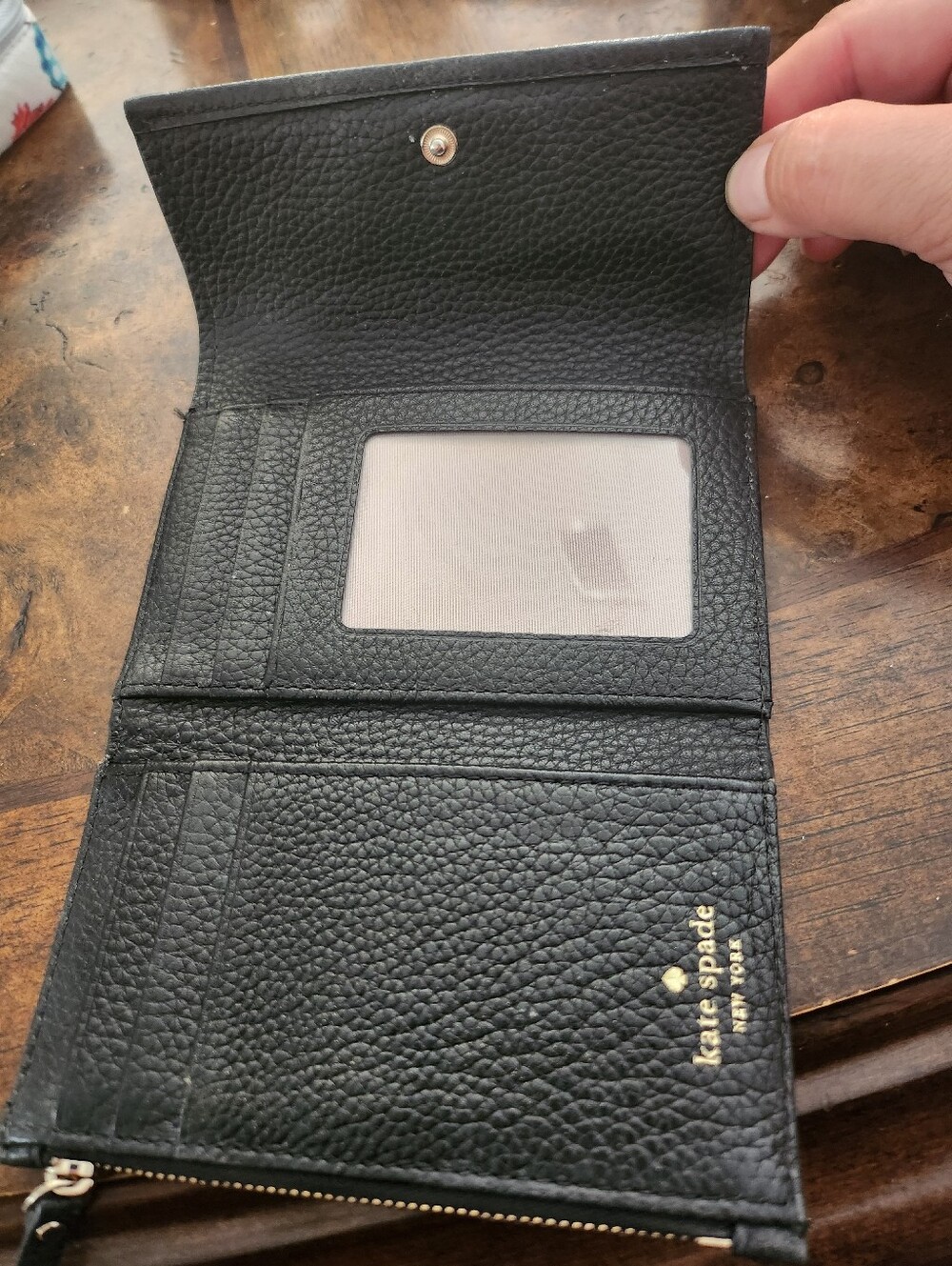 Kate Spade leather wallet - Picture 4 of 6